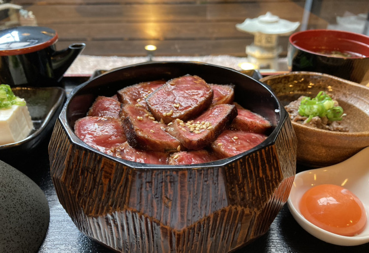 黒毛和牛ひつまぶし御膳（Wagyu Hitsumabushi Set Meal)